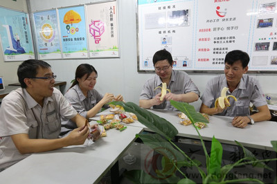 和諧與發(fā)展:東風(fēng)有限刃量具廠工會工作紀(jì)略